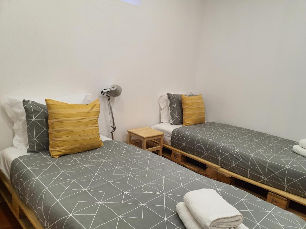 Hotel Zabava Sacavém Esterno foto